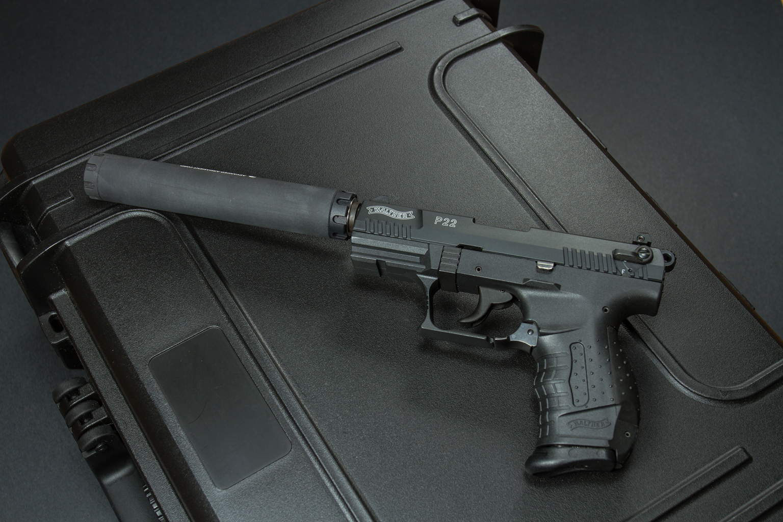 IMG 3394 Walther P22 w AAC Prodigy